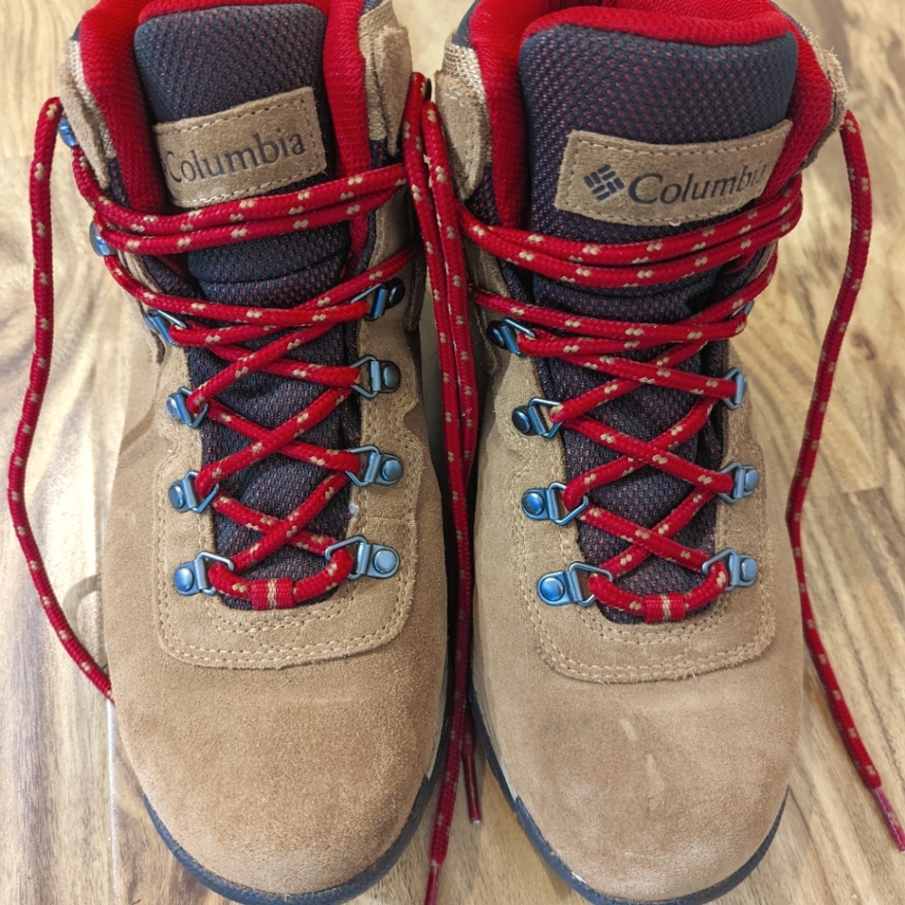 Columbia Newton Ridge Plus Waterproof Hiking Boots